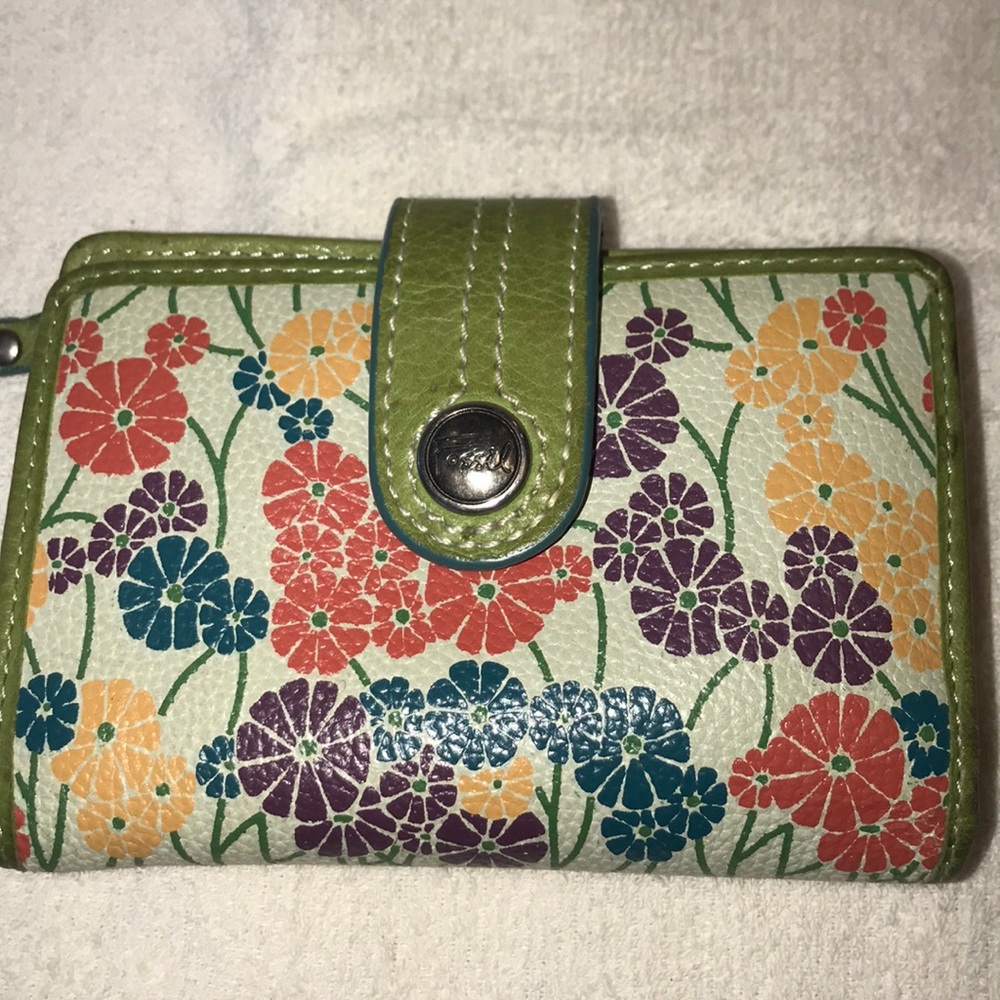 Fossil wallet